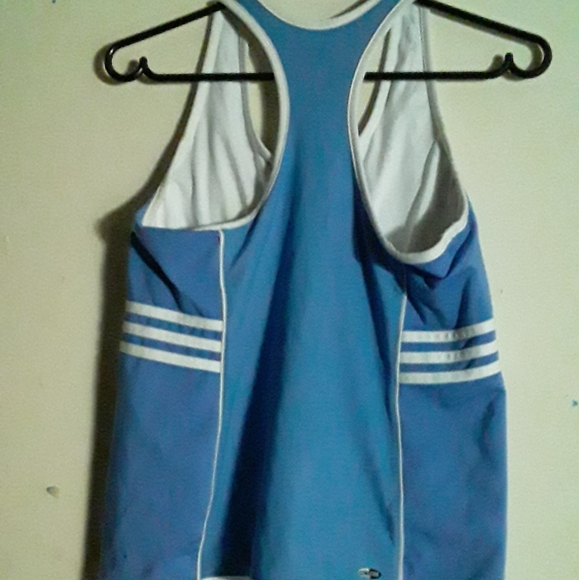 2 Adidas Exercise Tops for Women - Picture 4 of 15